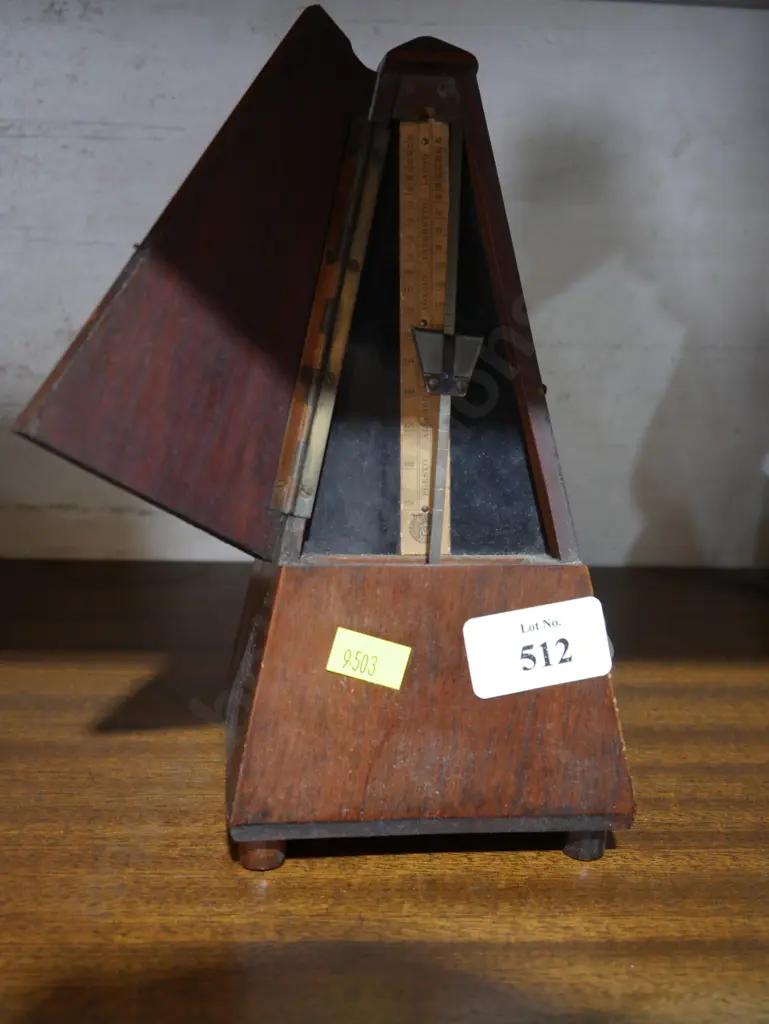 Metronome Image 1++