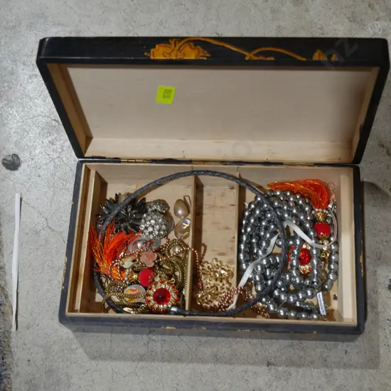 Costume jewellery