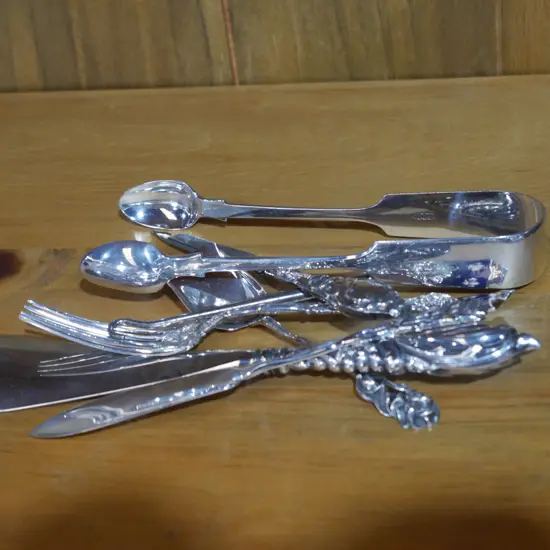 Silver manicure set etc including some sterling silver