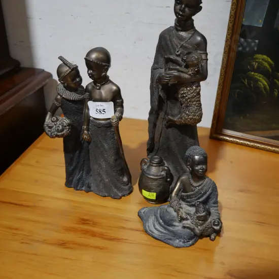 3 African figurines