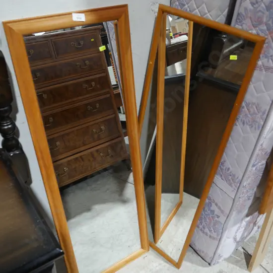 2 mirrors