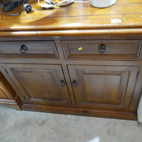 Sideboard