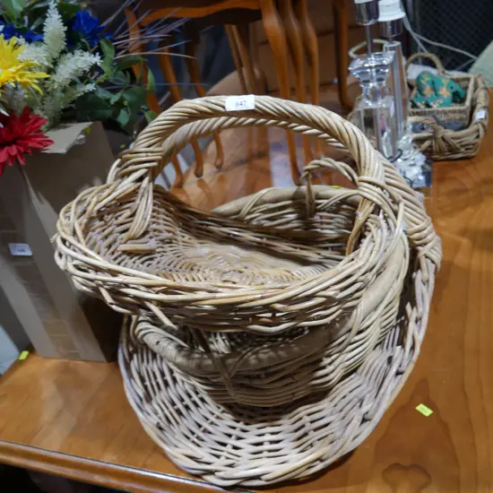 3 baskets