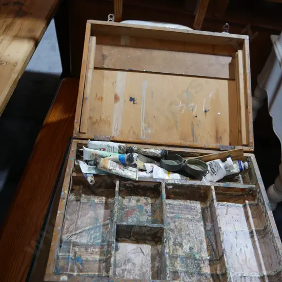 Artist case