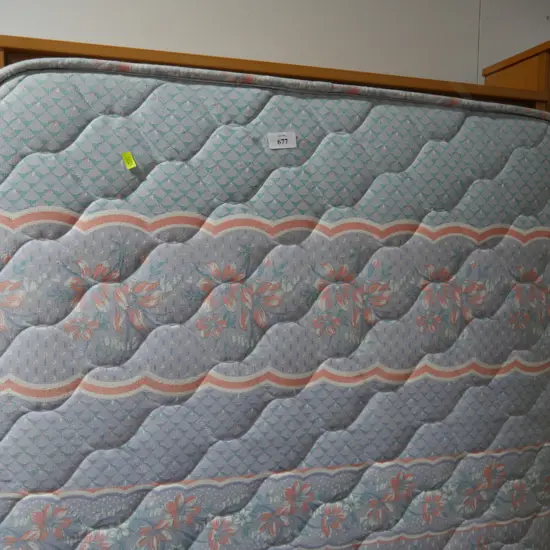 Single divan bed