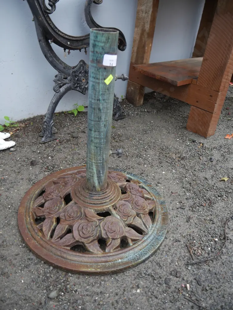 Umbrella stand Image 1++