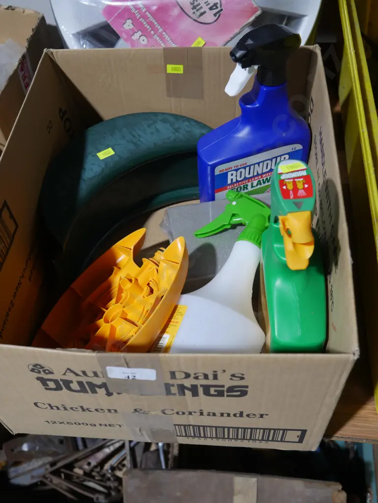 Lawn sundries Image 1++