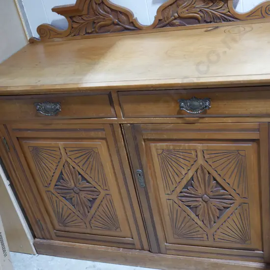 Sideboard