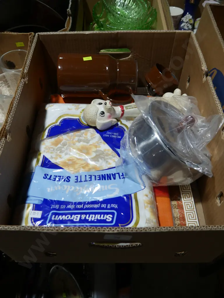 Vintage linen etc Image 1++