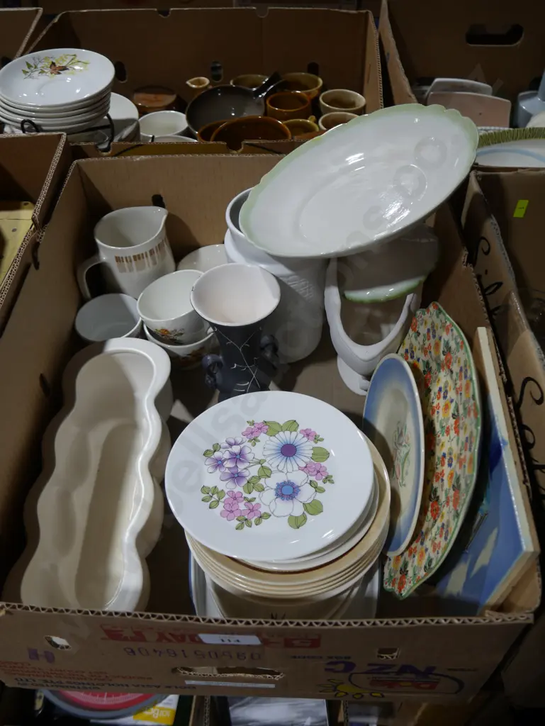 Assorted china Image 1++