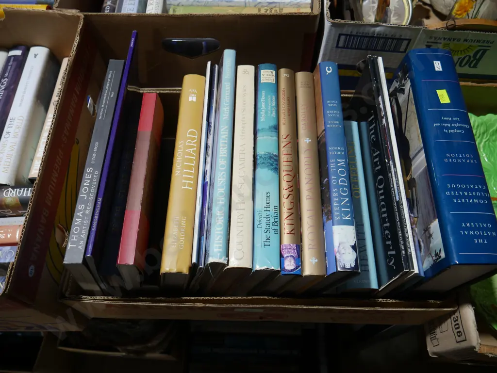 Box of books Image 1++