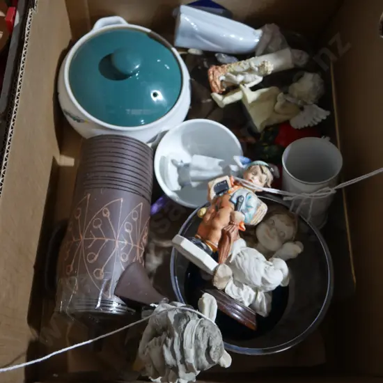 Figurines, stoneware jug etc