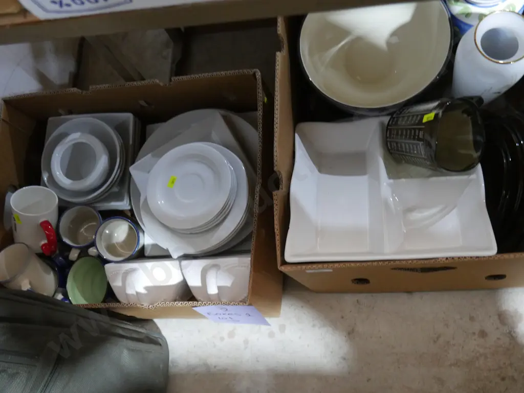 Two boxes of kitchenware etc Image 1++