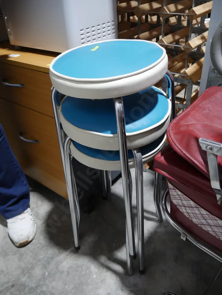 Three stools Image 1++