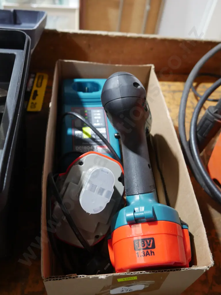 Makita battery drill Image 1++