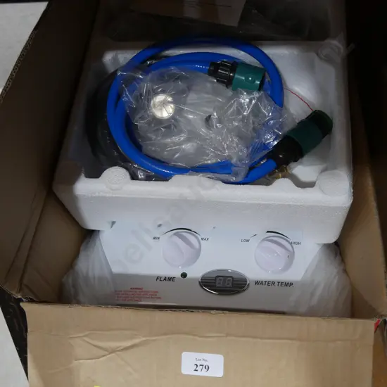 Portable gas water heater