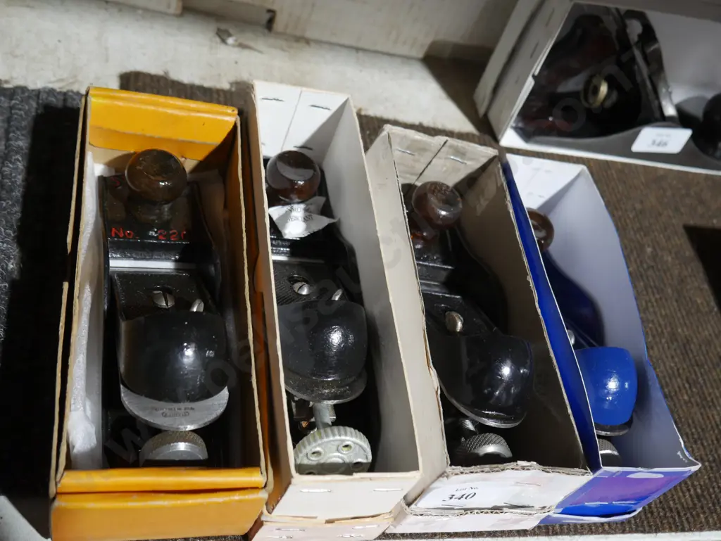 Four wood planes Image 1++