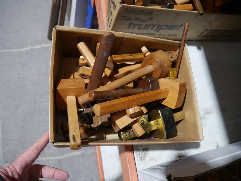 Assorted marking gauges Image 1++