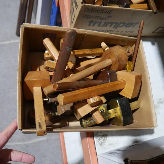 Assorted marking gauges