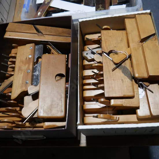 2 boxes molding planes