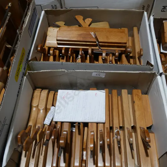 2 boxes molding planes