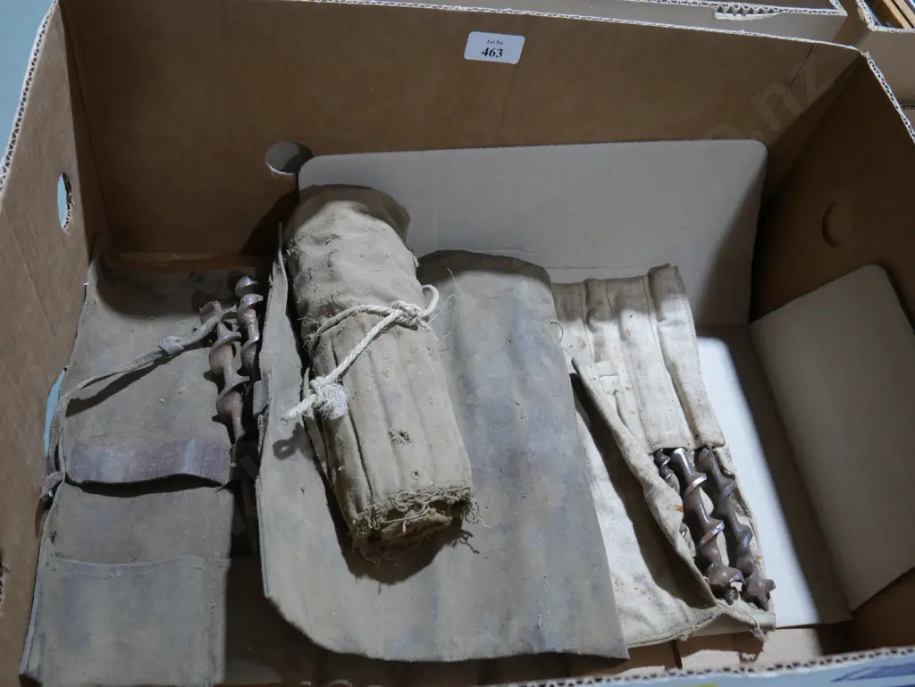 Assorted drill bits Image 1++