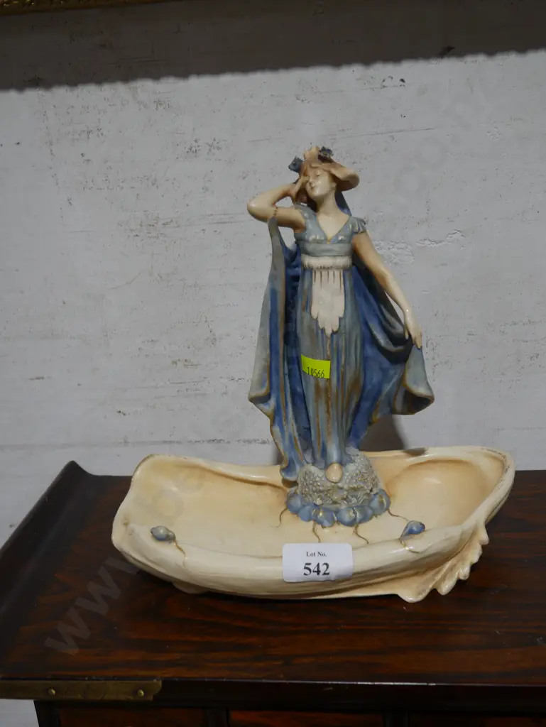 Art nouveau figurine Image 1++