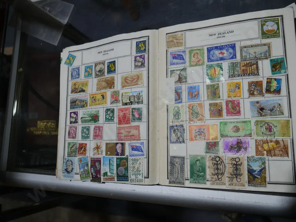 Stamp album Image 1++