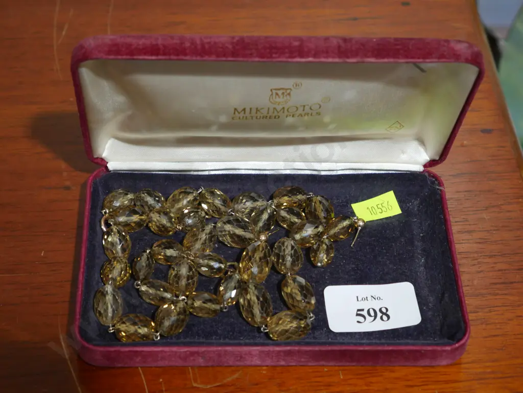 Crystal necklace set Image 1++