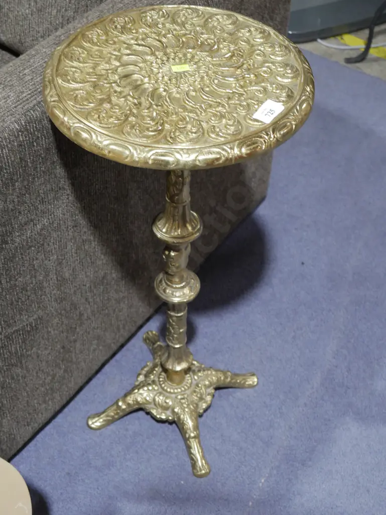 Brass plant stand Image 1++