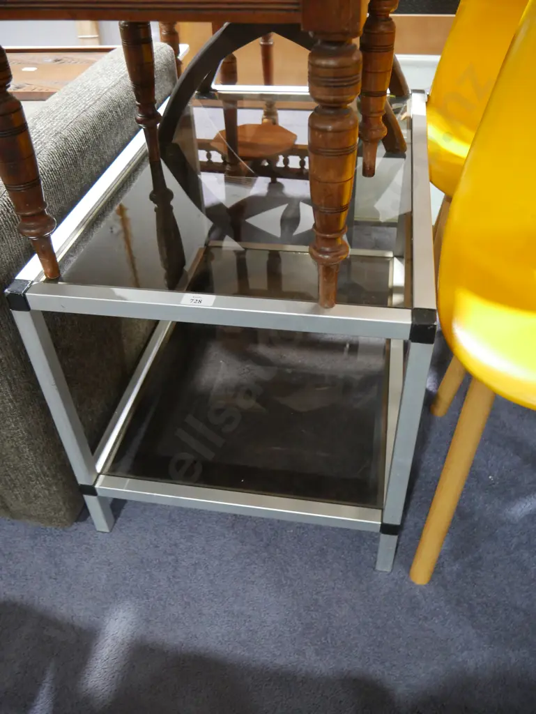2 tier glass top coffee table Image 1++