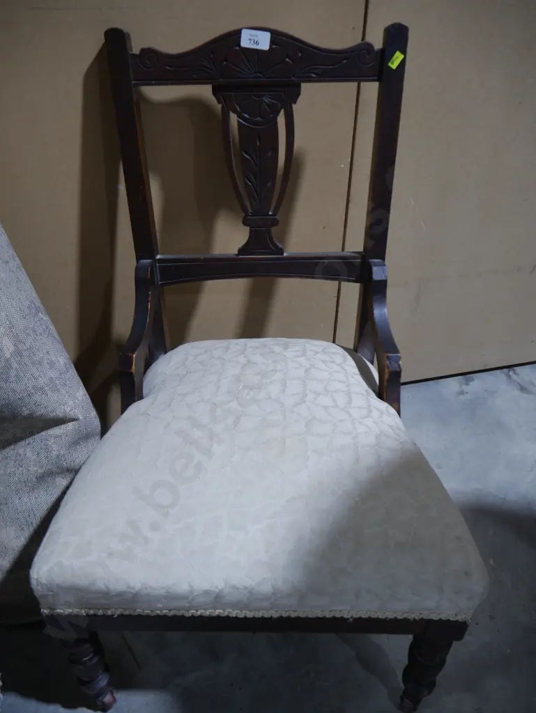 Bedroom chair Image 1++