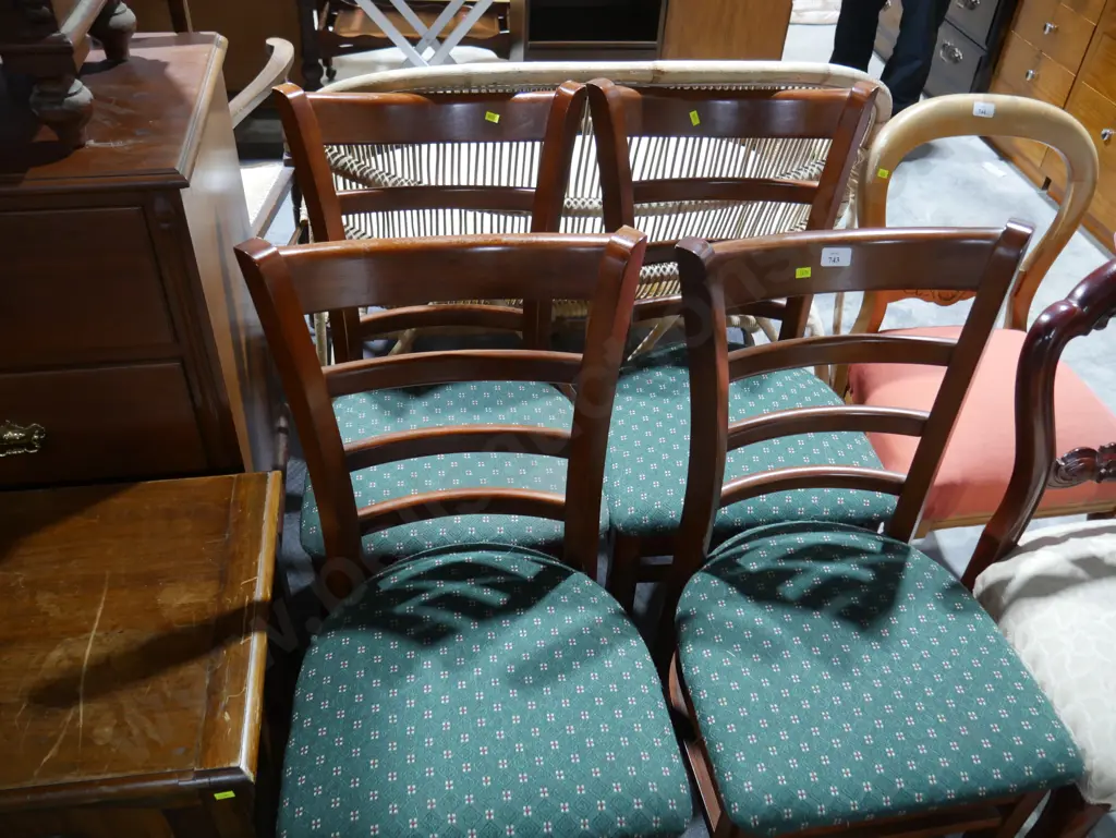4 dining chairs Image 1++