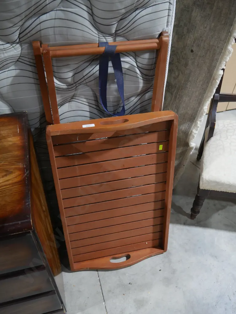 Butler's tray Image 1++