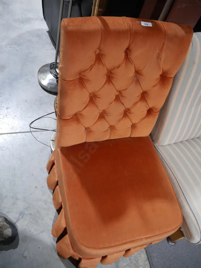 Orange deep buttoned bedroom chair Image 1++