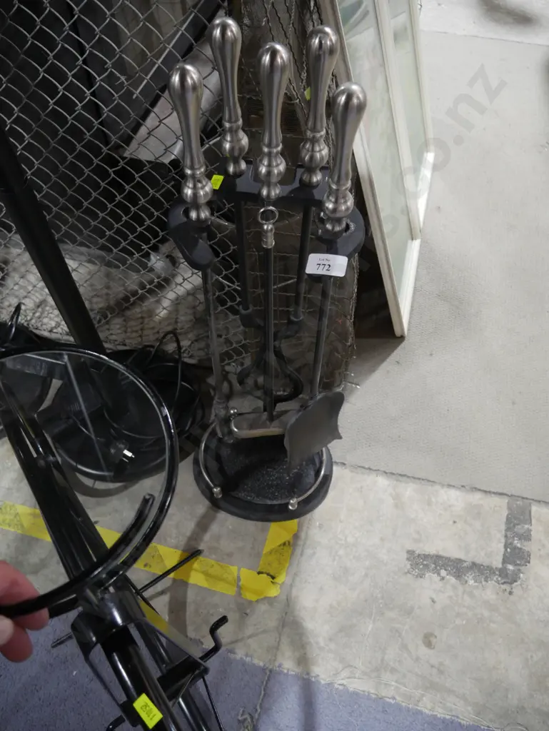 Fireside set Image 1++