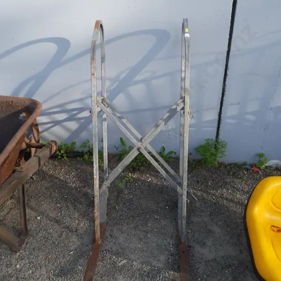 Metal trolley