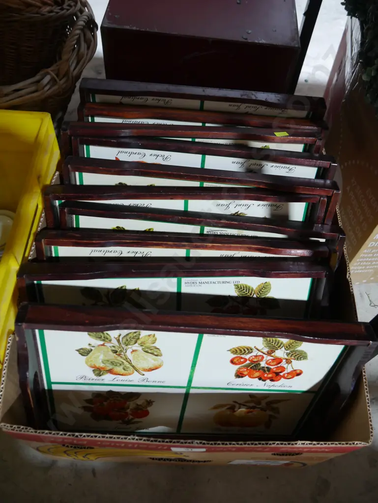 Trays Image 1++