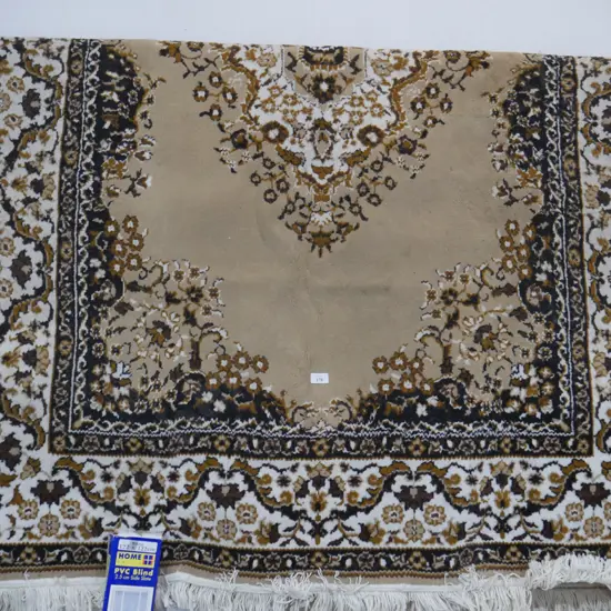 Floor rug