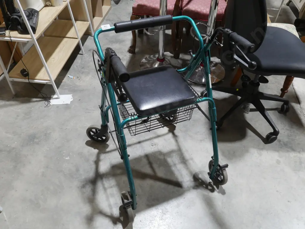 Invalid walker Image 1++