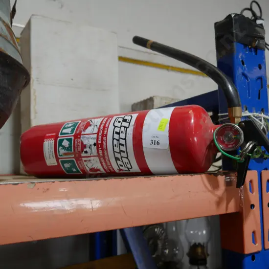 Fire extinguisher