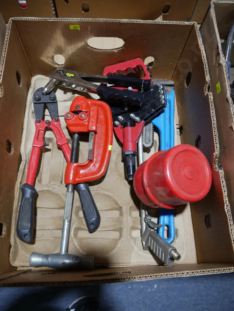 Pipe cutter etc Image 1++