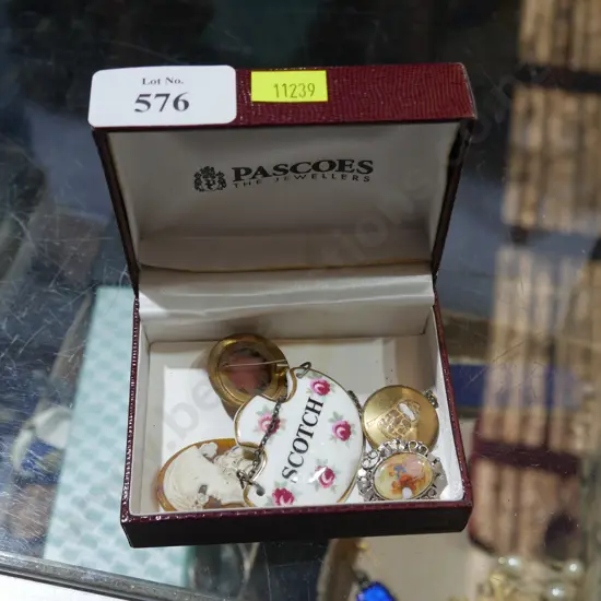 Brooches etc