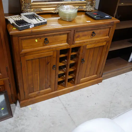 Sideboard