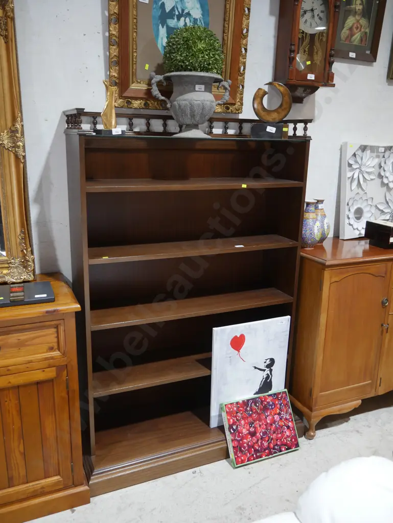 Bookcase Image 1++