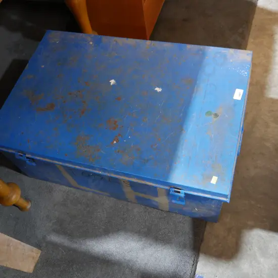 Tin trunk
