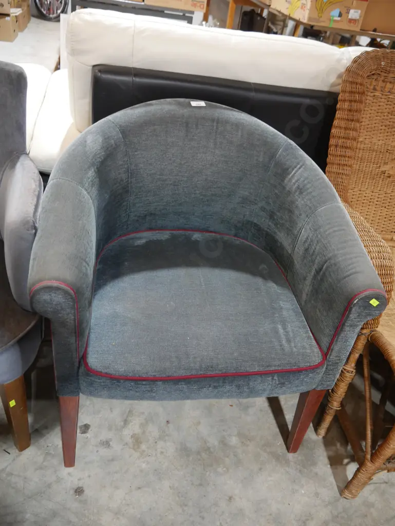 Tub chair Image 1++