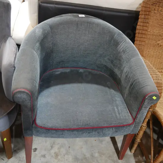 Tub chair
