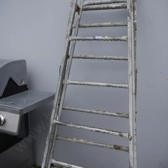 Scaffolding frames