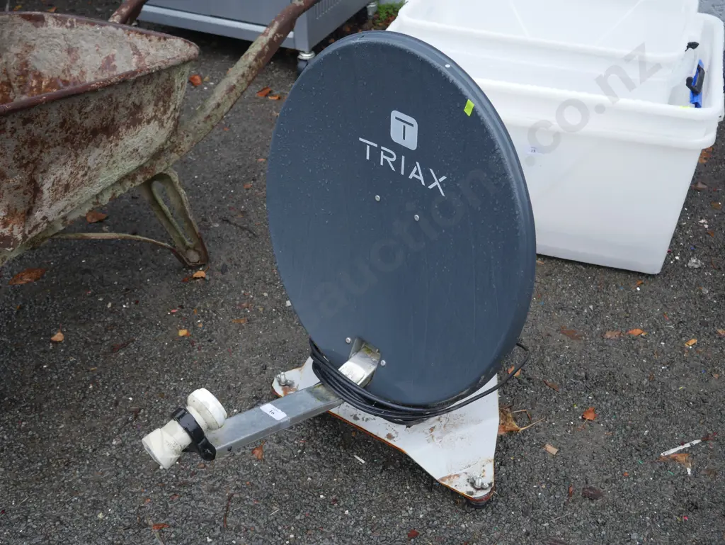 Satellite dish Image 1++